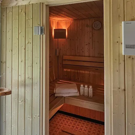 Awesome In Podwilczyn With Sauna Сasa de vacaciones *